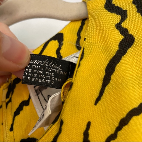 Vintage Nicole Miller Abstract Dress Limited Edition - Picture 10 of 14